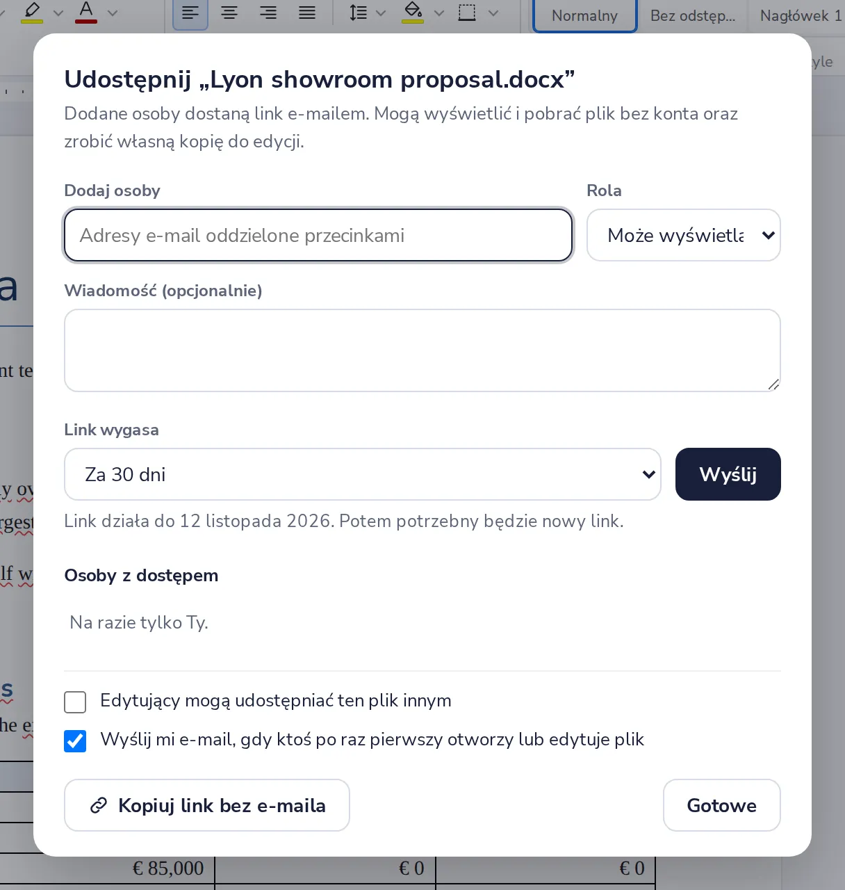 Dodaj ich adres e-mail